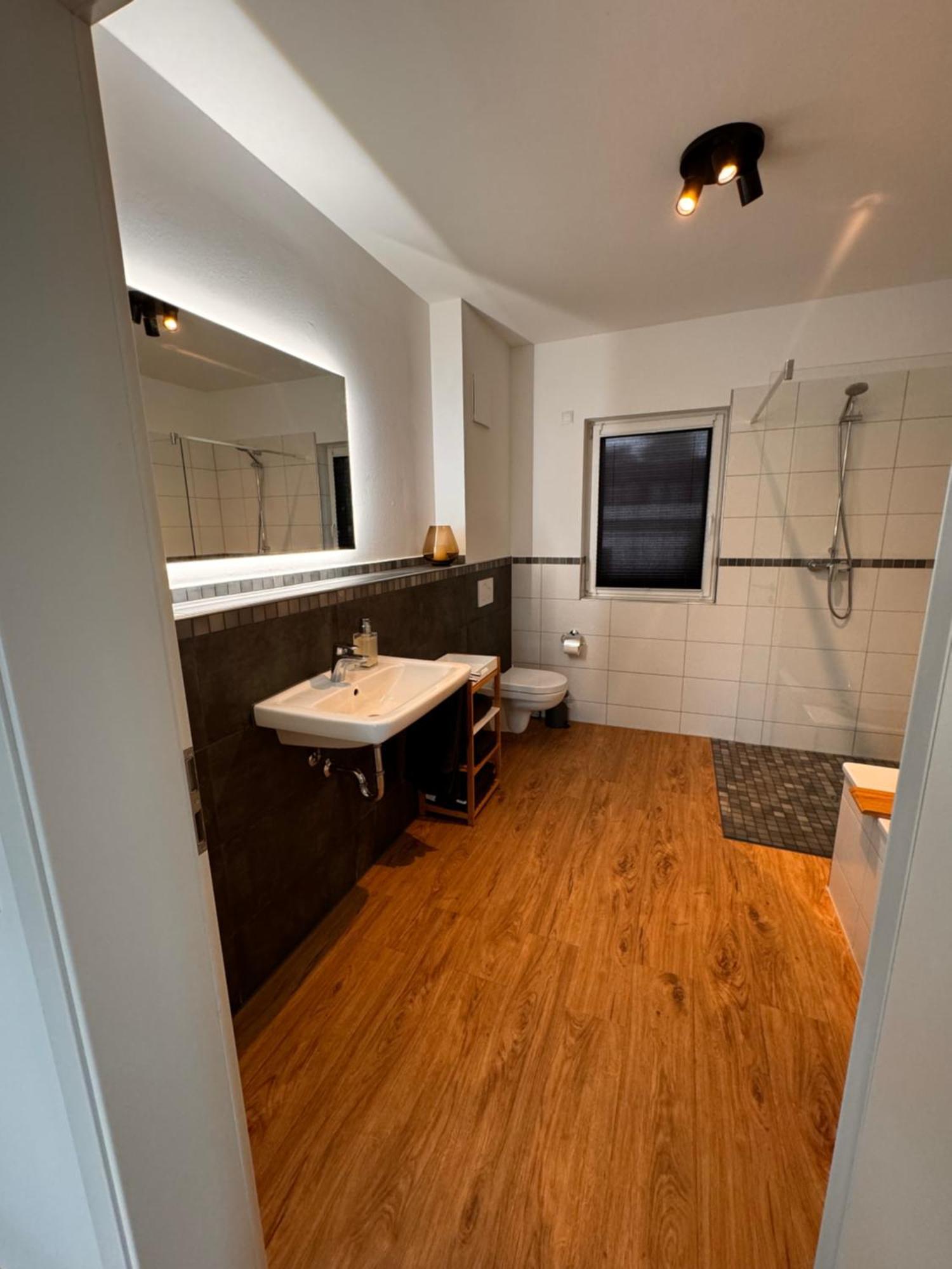 Traumhafter Ausblick, Modern Mit Komfort Und Stil Hardert Bagian luar foto